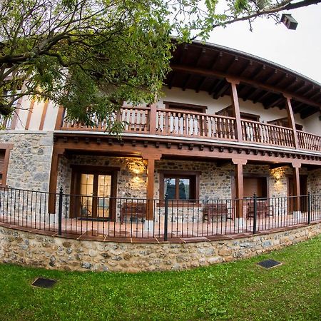 Apartamentos Los Picos De Europa Colio Exterior foto