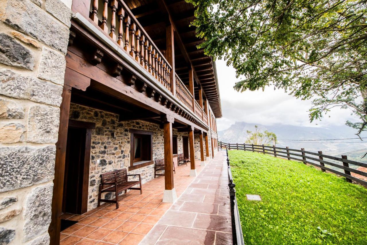 Apartamentos Los Picos De Europa Colio Exterior foto